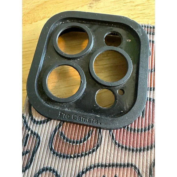 iPhone 14 Pro Smiley phone case - Picture 4 of 10